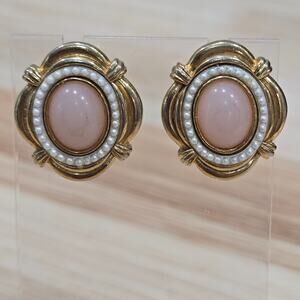 Vintage Avon Victorian Spring Gold Tone Pierced Earrings Pink Acrylic